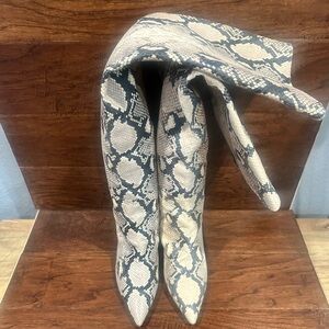 SW Snakeskin Pattern Thigh High Shoes